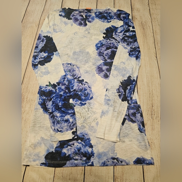 NWOT - Joe Fresh - Floral Crewneck T-Shirt sz small - Picture 2 of 2